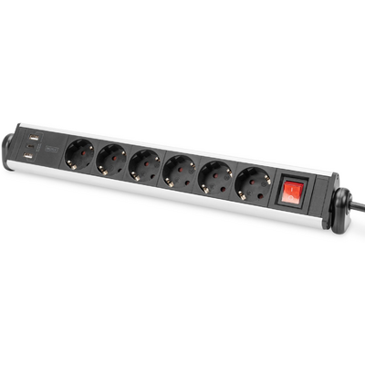 Digitus Hálózati Elosztó Kapcsolóval 6DIN, 3xUSB 1,5m Black