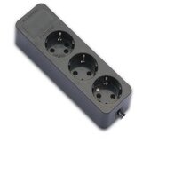 FAMATEL 2503-n fekete 16A-250V hármas földelt szerelhető elosztó