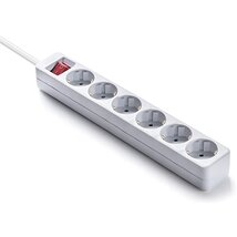 FAMATEL vez.+kapcsoló 16A-250V 1,5m 6-os hosszabbító