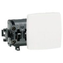 Legrand 086106 Oteo fehér falon kívüli egypólusú nyomó Legrand 086106 Oteo fehér falon kívüli egypólusú nyomó