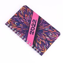 Realsystem 2023-as SP3 8811-54 motívum heti beosztású spirálos mini naptár Realsystem 2023-as SP3 8811-54 motívum heti beosztású spirálos mini naptár